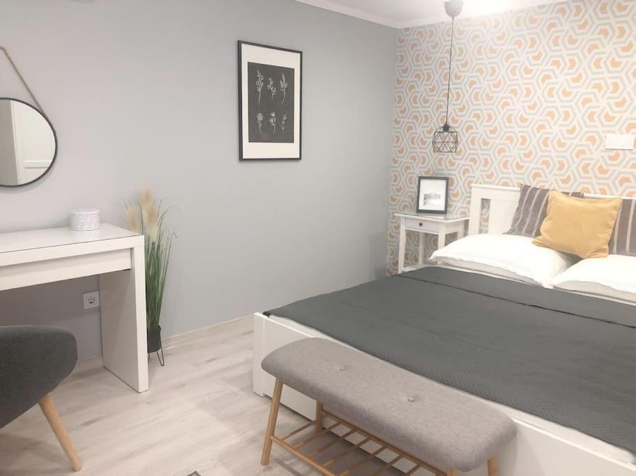 Appartement Casa Emese à Hajdúszoboszló Extérieur photo